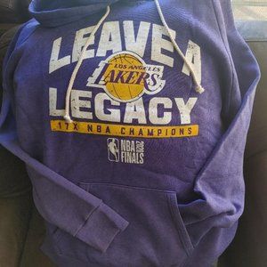 Los Angeles Lakers Majestic Threads 2020 NBA Finals Champions size L Pullover